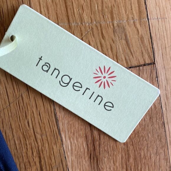 NWT Tangerine Cropped Side Ruched Leggings Navy Pink Size Large - Picture 3 of 10